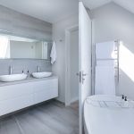 Salle de bain moderne et esthétique